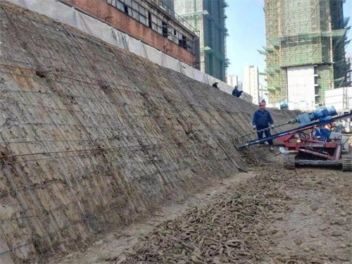 七星建筑边坡支护